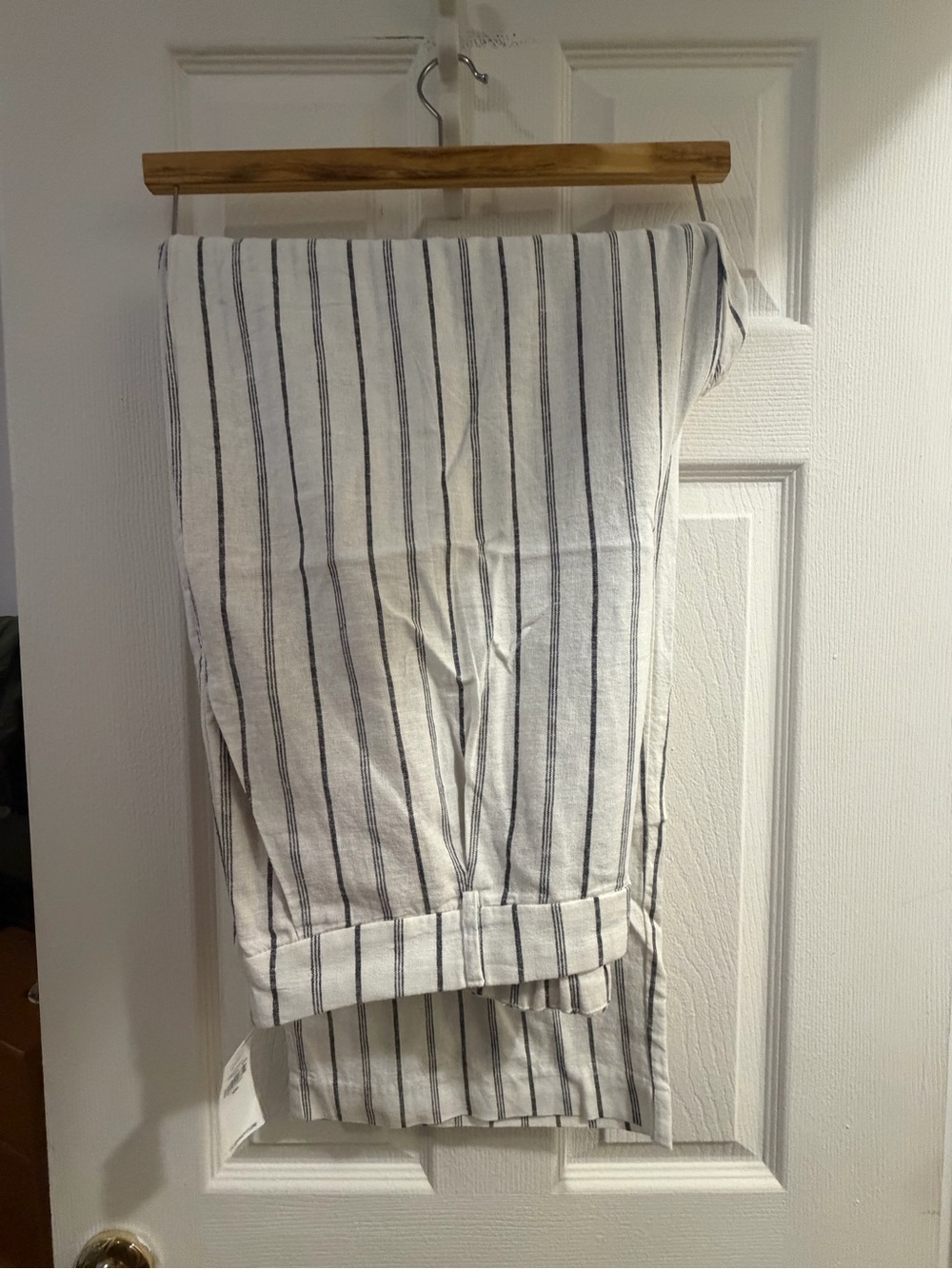 NWT Old Navy White Striped Linen-Blend Pants